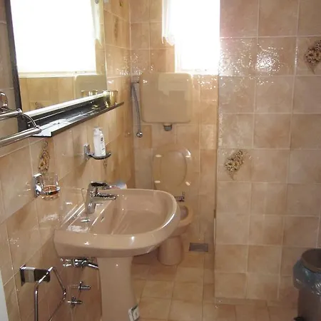 Mrvcic Guest house 2*